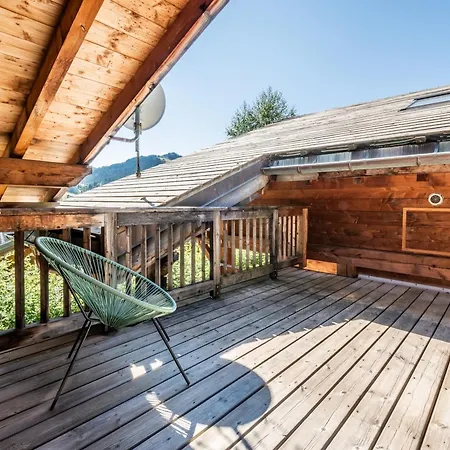 De 7 Pieces Avec Jacuzzi Et Wi-fi, Proche Des Telecabines Et Du Centre Des Gets - Fr-1-671-4 Chalet